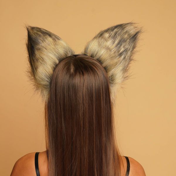 Fluffy cat ears brown with black tip 30220330 фото